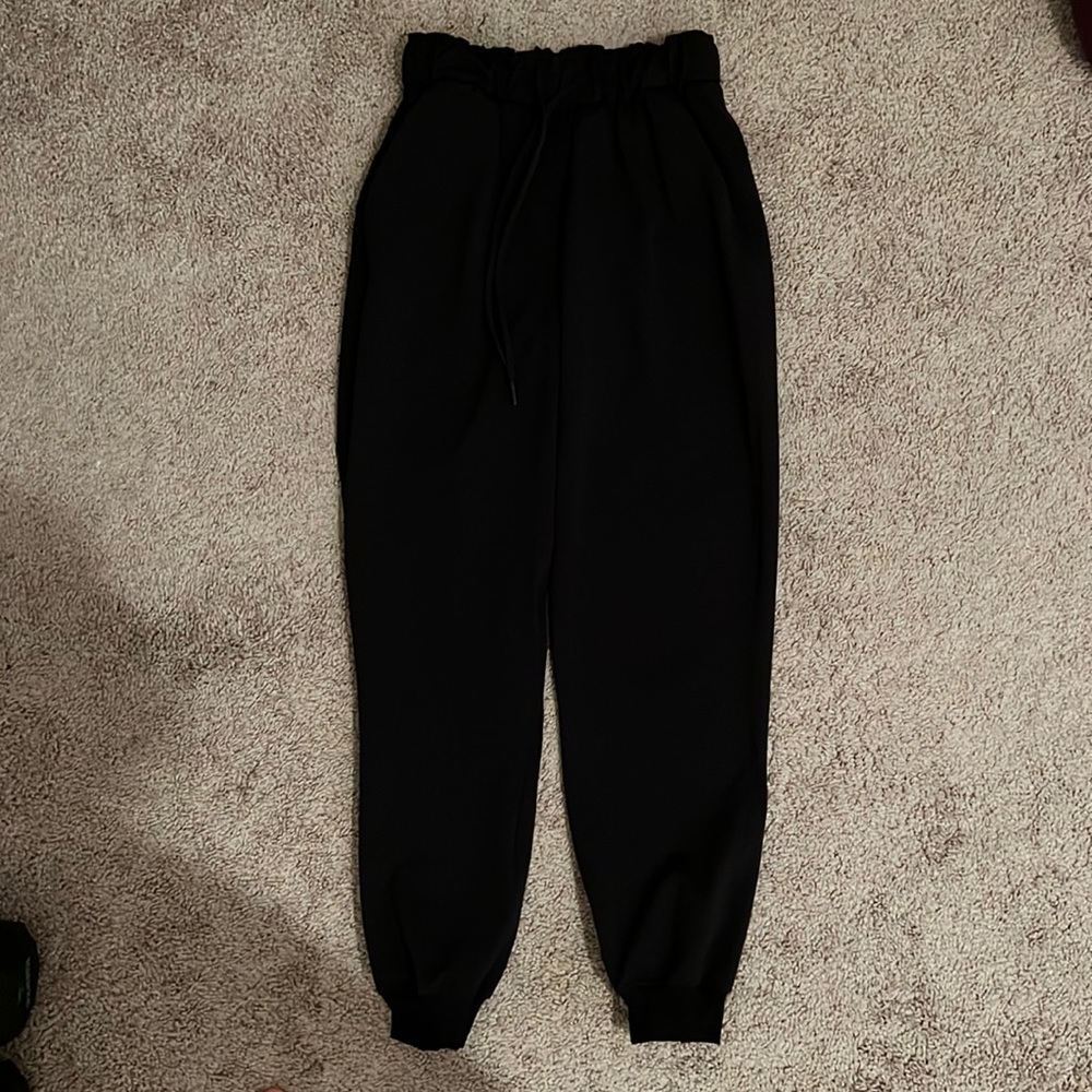 Lululemon high rise joggers